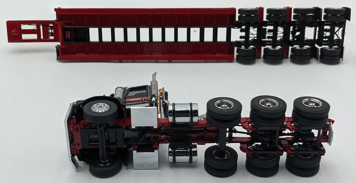 Sword Models M410010 1:50 Diecast Kenworth T800W W/Rogers 4-Axle Flip Lowboy NIB