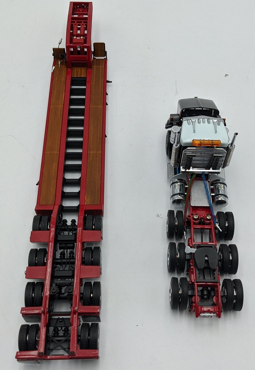 Sword Models M410010 1:50 Diecast Kenworth T800W W/Rogers 4-Axle Flip Lowboy NIB