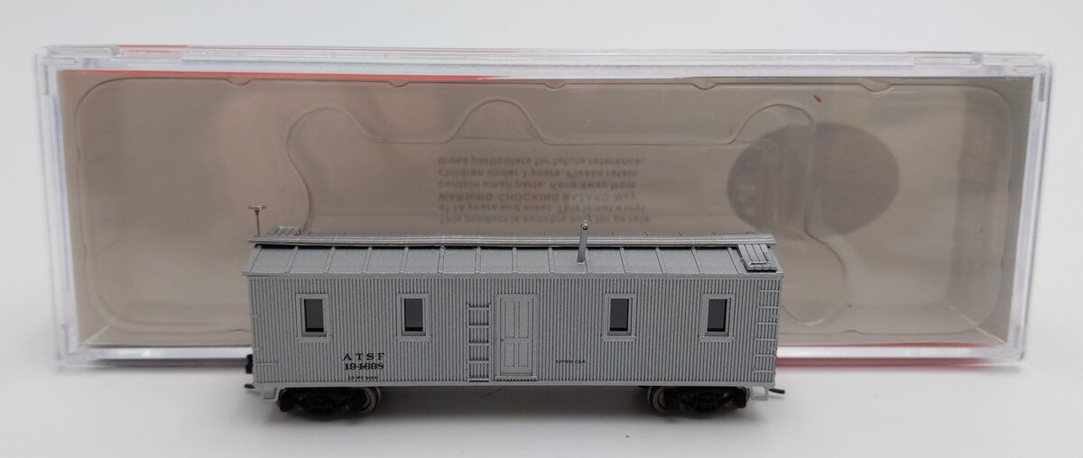 InterMountain N Scale ATSF Silver Boxcar #194698 LN/Box