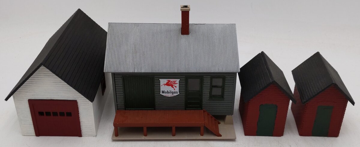 O Gauge Assorted Constructed Layout Buildings [4] VG