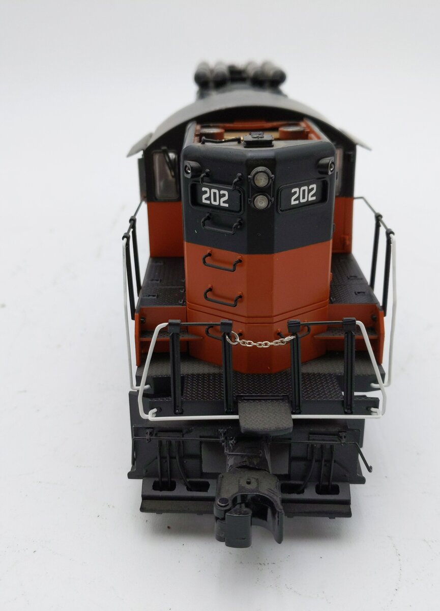 Lionel 6-84274 Milwaukee Road Torpedo Legacy GP9 Diesel Locomotive #202 VG