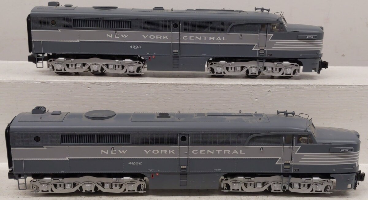 Lionel 1933180 O New York Central Legacy Alco PA AA-Set Diesel Locomotive EX