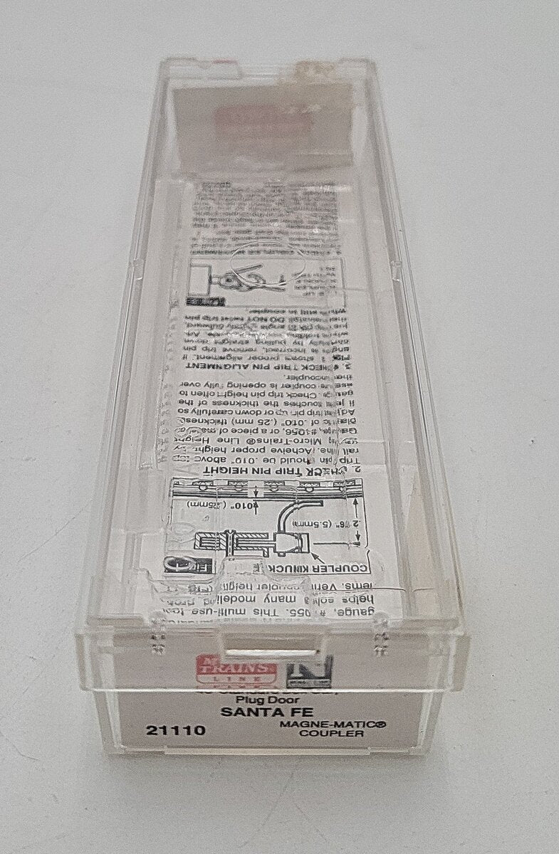 Micro-Trains 02100110 N Santa Fe 40' Standard Plug Door Boxcar #149953 EX/Box