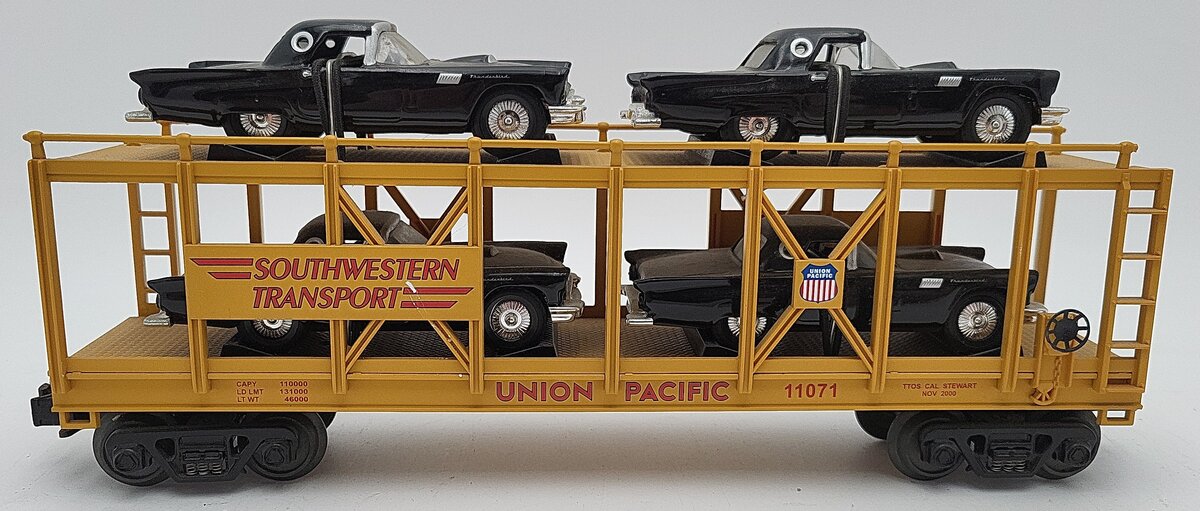 MTH 30-7674 O Gauge UP Southwestern Transport Auto Carrier W/Ertl T-Birds #11071 EX