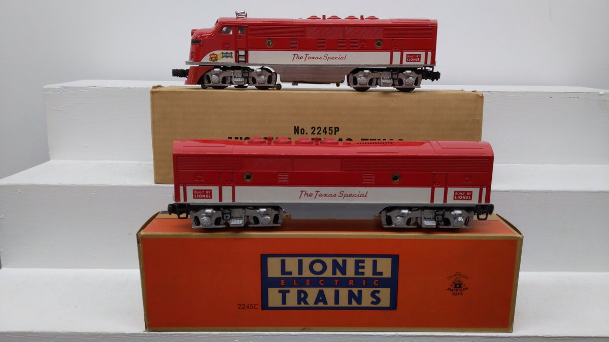 Lionel 2245 Vintage O Gauge Texas Special F-3 AB Diesel Set LN/Box