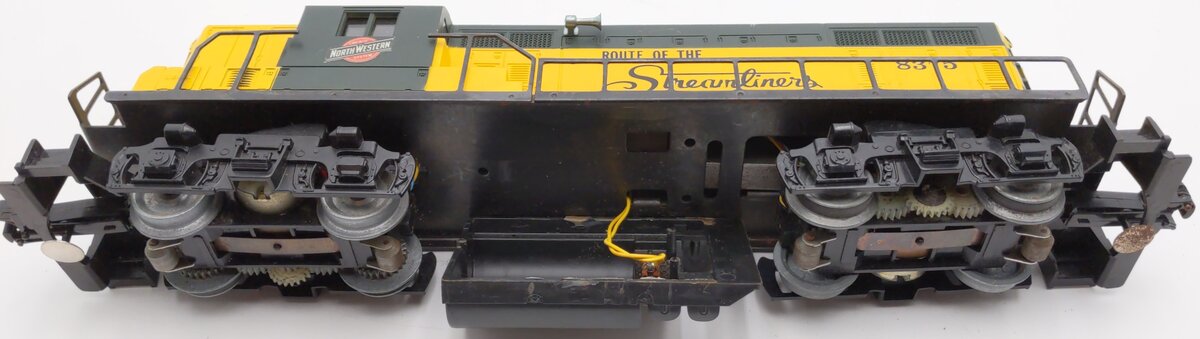 Lionel 6-8375 O Gauge Chicago & North Western GP7 Powered Diesel Loco #8375 VG