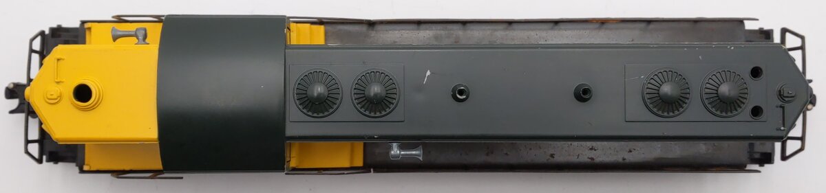 Lionel 6-8375 O Gauge Chicago & North Western GP7 Powered Diesel Loco #8375 VG