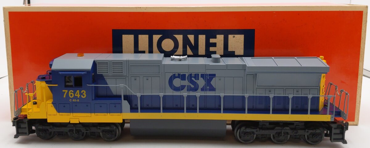 Lionel 6-18215 O Gauge CSX Dash 8 Diesel Engine #7643 EX/Box