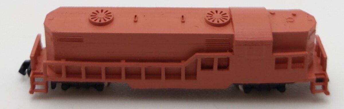 Eishindo T Scale EMD GP8 Diesel Locomotive (Pink) LN/Box