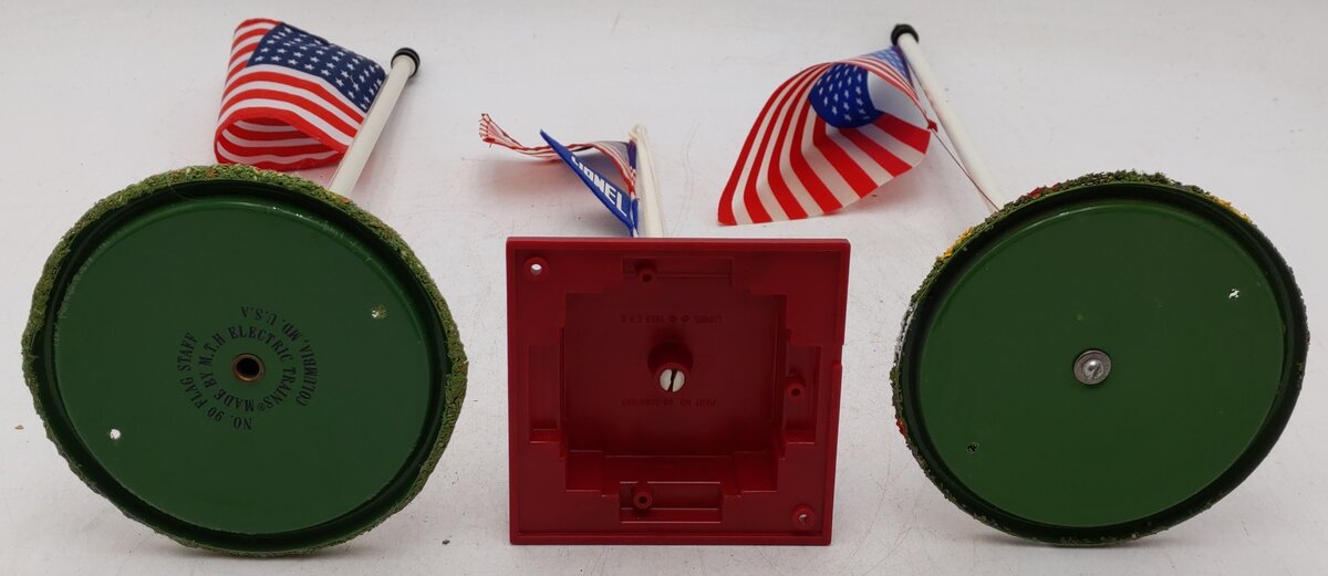 MTH & Lionel O Gauge Assorted US Flag Poles [3] VG