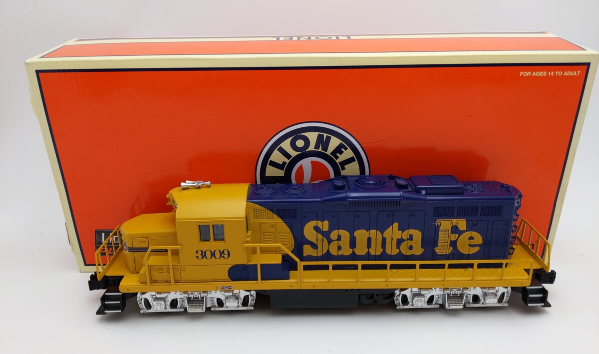 Lionel 2234140 O Santa Fe LionChief Plus 2.0 Diesel Locomotive #3009 EX/Box