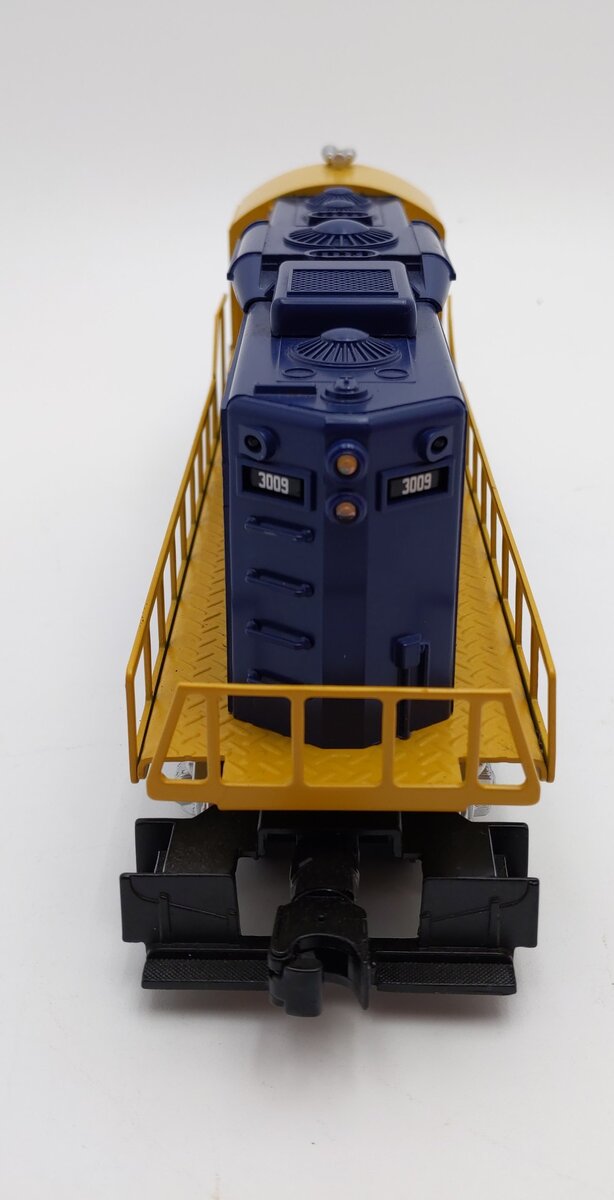 Lionel 2234140 O Santa Fe LionChief Plus 2.0 Diesel Locomotive #3009 EX/Box