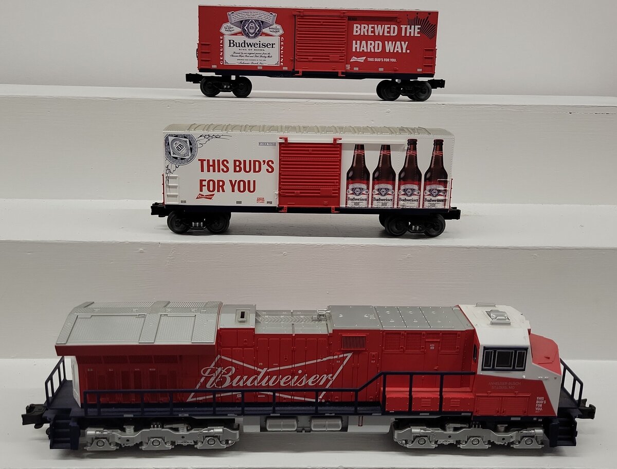 Lionel 2023030 O Gauge Budweiser Delivery LionChief Train Set EX/Box