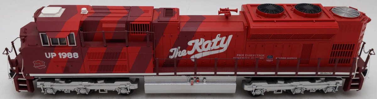 MTH 30-20950-1e O Gauge Katy Imperial Diesel Locomotive #1988 EX/Box