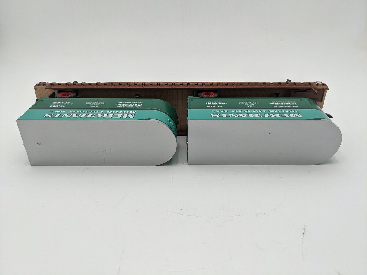 Lionel 2026651 Union Pacific 50' Flatcar with Merchants 20' Trailers #53085 EX
