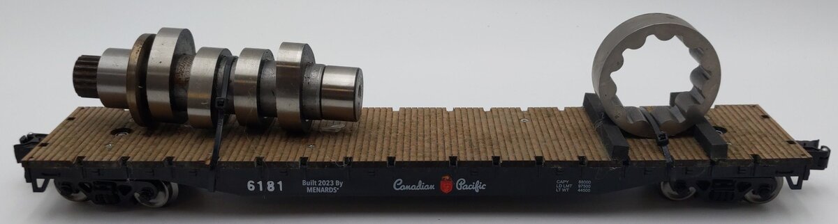 Menards O Gauge Canadian Pacific Flatcar #6181 - Custom Load VG