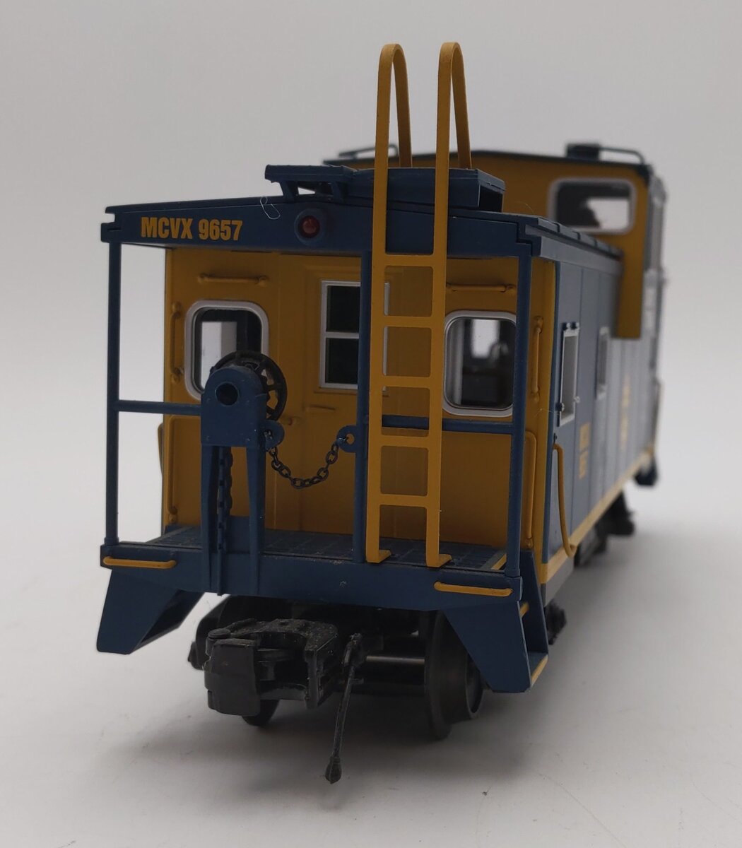 MTH 20-20513E O Gauge CSX Extended Vision Caboose #9657 EX