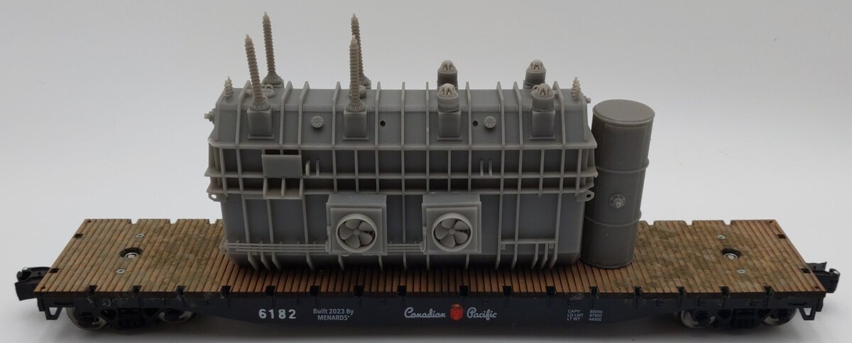 Menards O Gauge Canadian Pacific Flatcar #6182 - Custom Load EX