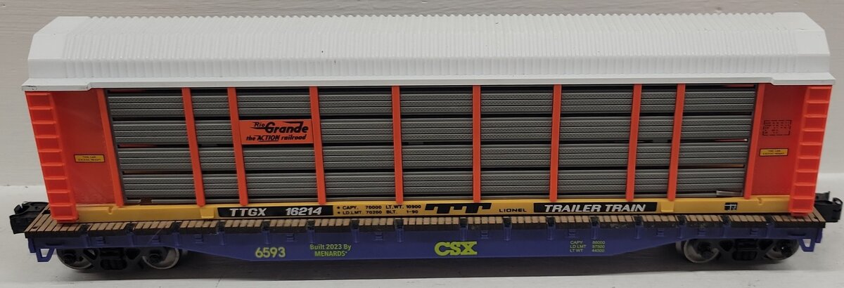 Menards O Gauge Flatcar CSX 6593 with Lionel 6-16214 Auto Carrier Shell EX