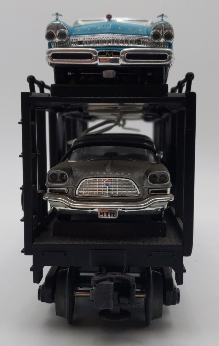MTH 30-7676 O Gauge MTH Auto Carrier w/ 4 Ertl 1957 Automobiles EX