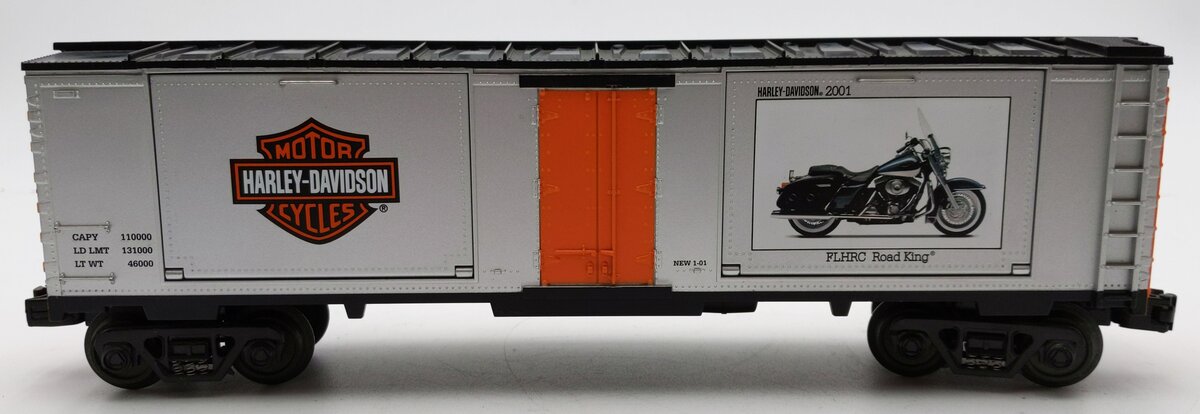 MTH 30-74293 O Gauge Harley-Davidson 40' Window Box Car with 2 2001 Road King EX