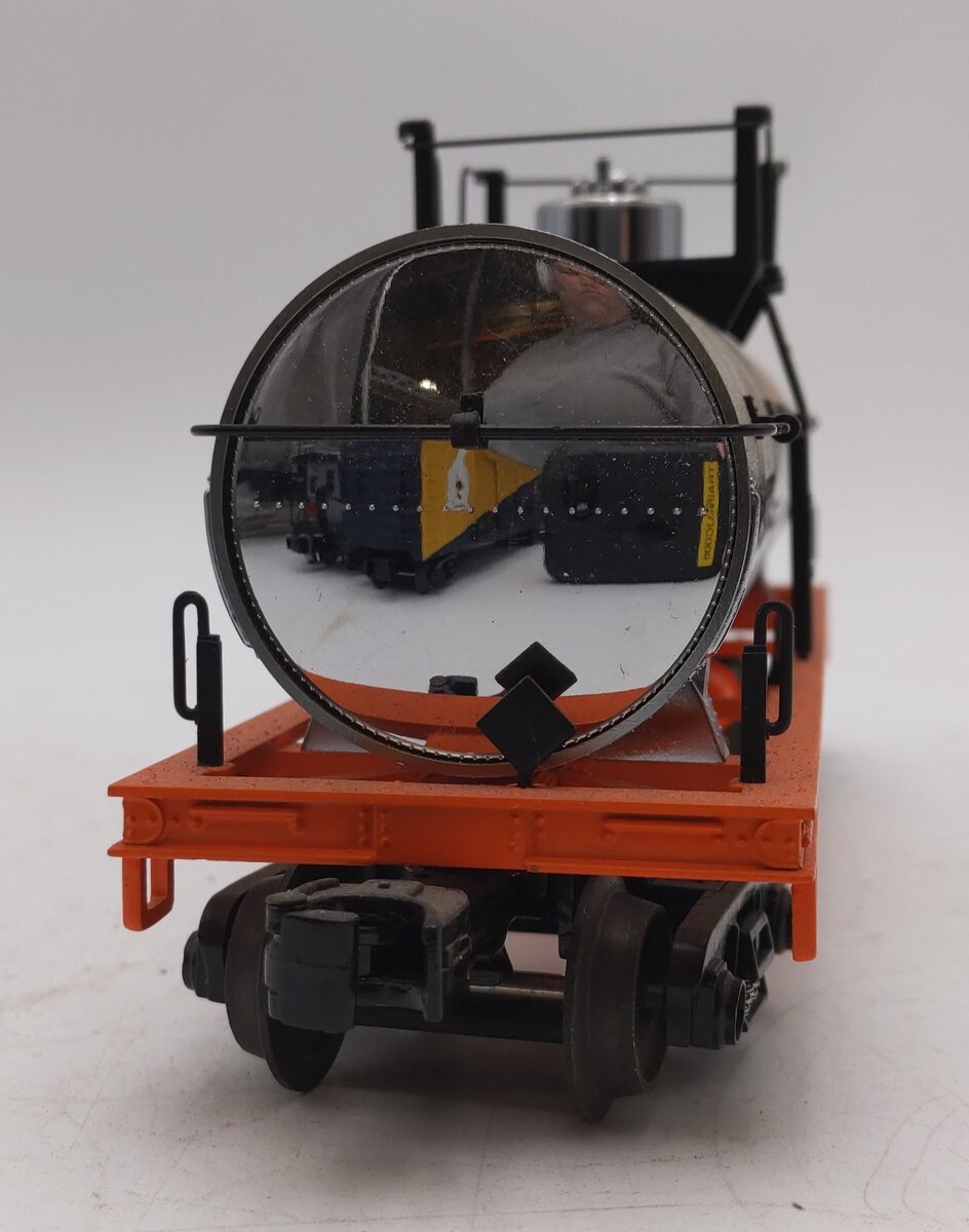 MTH 30-73220 Harley Davidson Tank Car (Chrome) EX