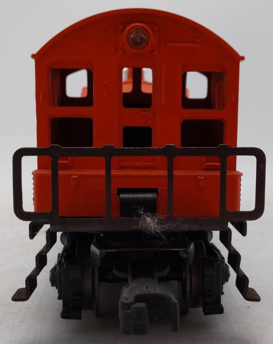 Lionel 6-8111 O Gauge DT&I NW-2 Switcher Diesel Locomotive VG