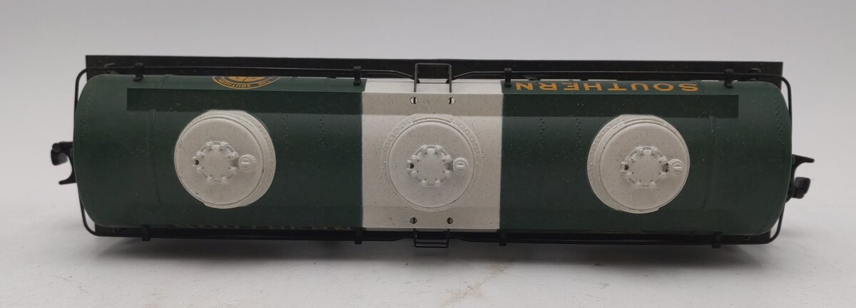 MTH 30-73400 O Gauge Southern 3-Dome Tank Car #809099 EX