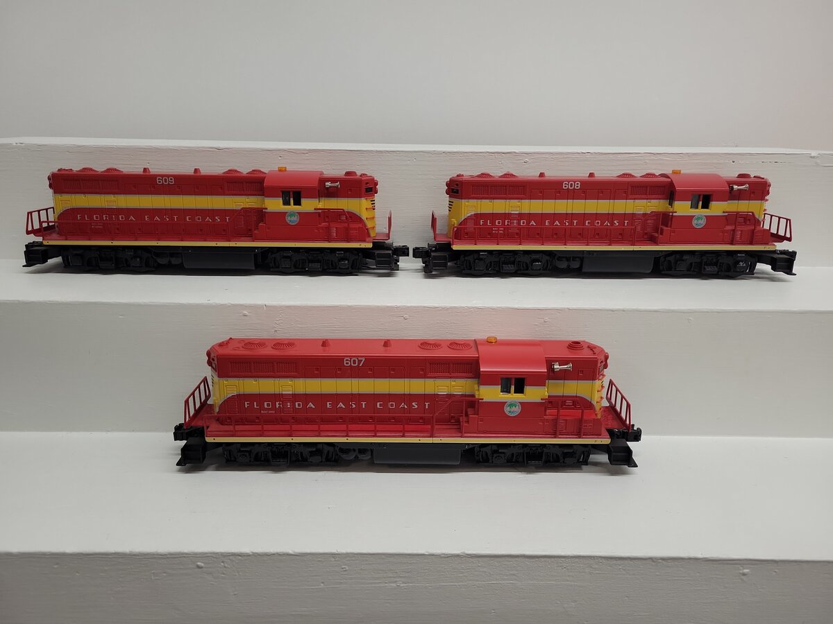 Lionel 6-28509 O Gauge FEC GP7 Triple Lashup Diesel Locomotive Set #607/608/609 EX/Box