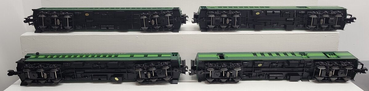 Atlas 3007055 O Southern Crescent 70' Heavyweight Passenger 4-Car Set (3 Rail) EX/Box