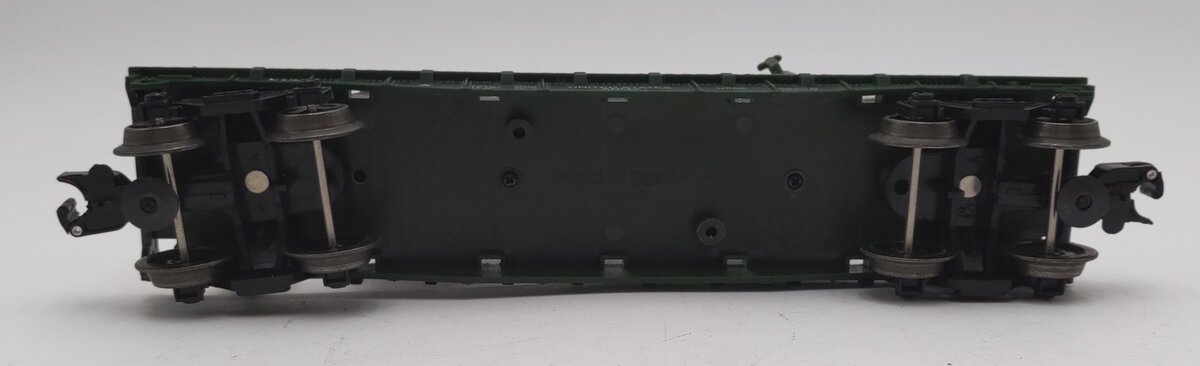 Menards 279-3479 O Gauge US Army Flatcar with Army Tuck & Gun #6138 EX