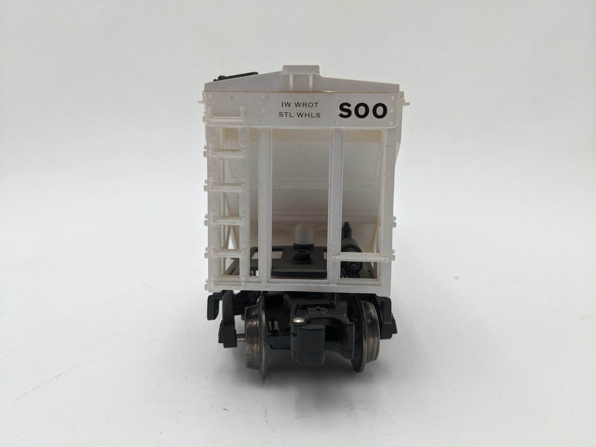 Menards 279-5275 Soo Line Covered Hopper Car #6898 EX