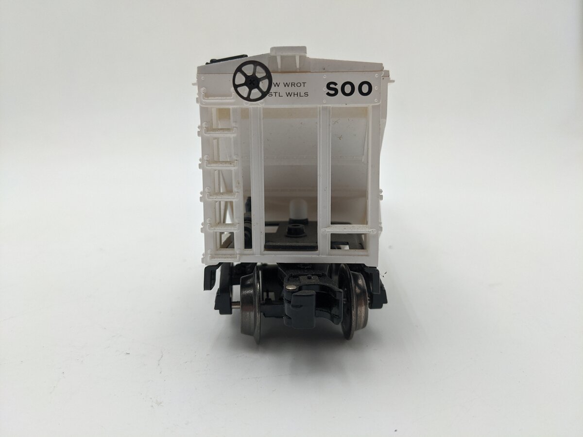 Menards 279-5275 Soo Line Covered Hopper Car #6898 EX