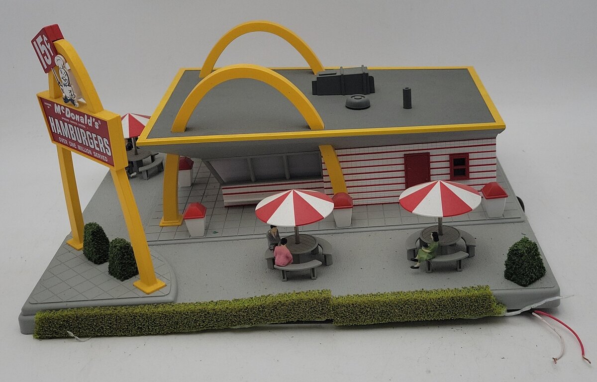 MTH 30-9034 O McDonald's Original Restaurant Building EX