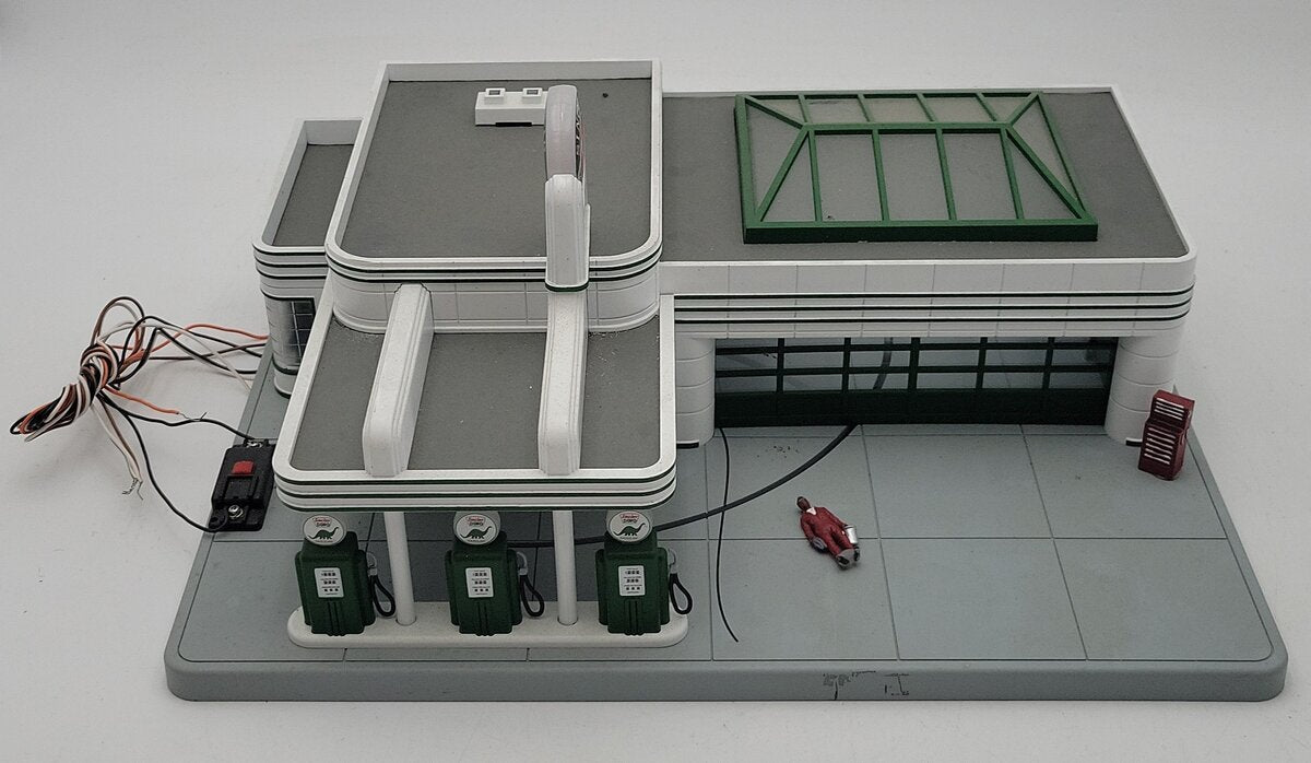 MTH 30-9101 Sinclair Operating Gas Station EX