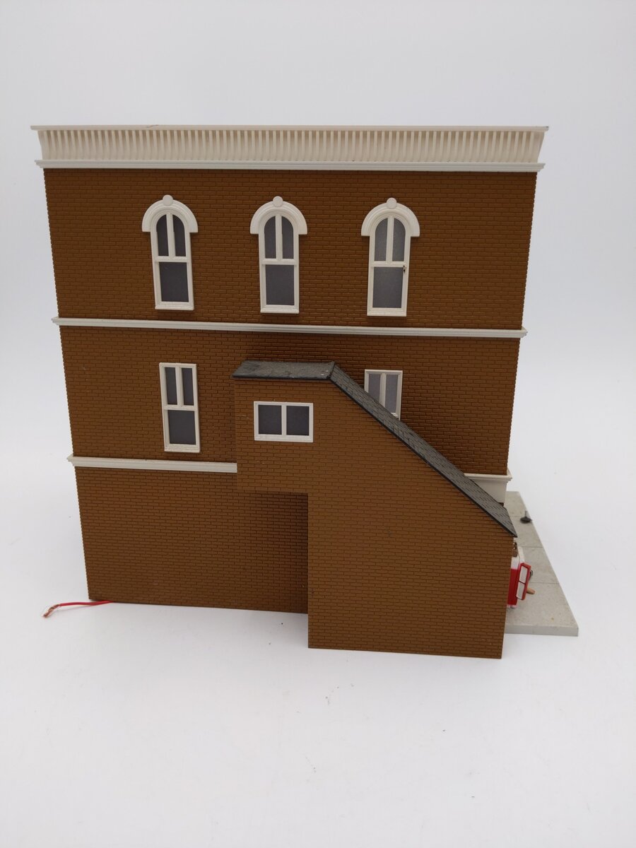 Lionel 6-34131 O Gauge Assembled Al's Hardware Building VG