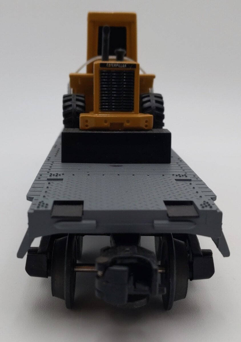 MTH 30-7619 O Gauge MTH Construction Flatcar with Ertl Front End Loader EX