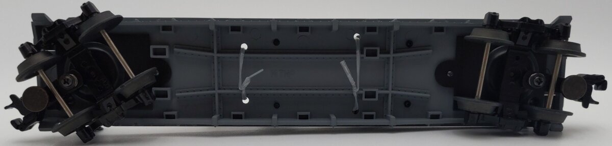 MTH 30-7619 O Gauge MTH Construction Flatcar with Ertl Front End Loader EX