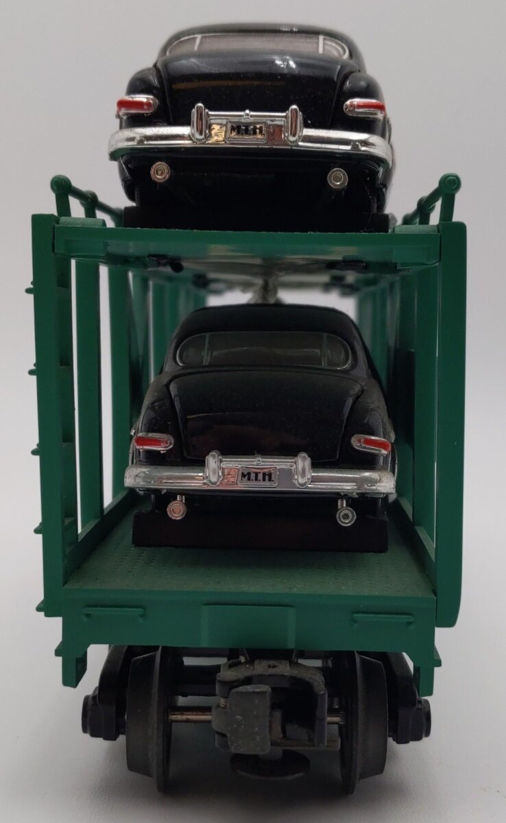 MTH 30-7682 O New York Central Auto Carrier #325 with (4) Ertl 1949 Mercurys EX