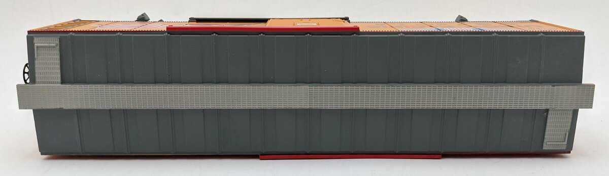 Menards 275-9334 O Gauge Union Pacific Single-Door Boxcar #4044 LN