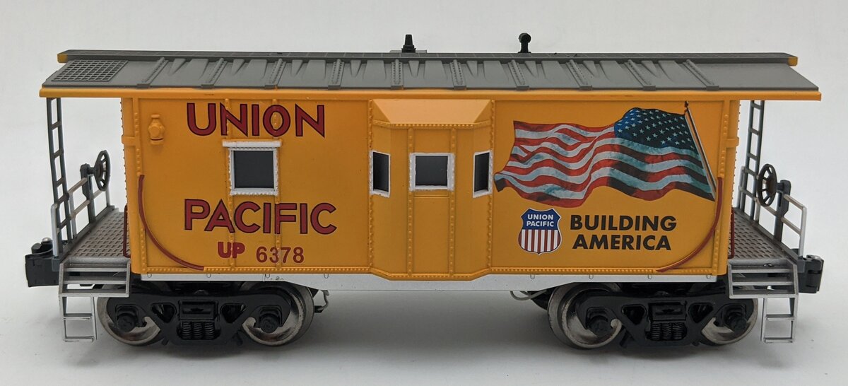 Menards 2759438 O Gauge Union Pacific "Building America" Lighted Caboose #6378 LN