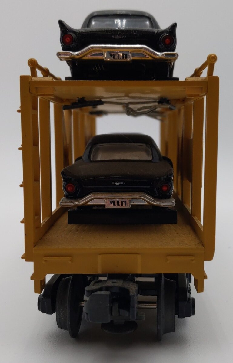 MTH 30-7674 O Gauge UP Southwestern Transport Auto Carrier W/Ertl T-Birds #11071 EX