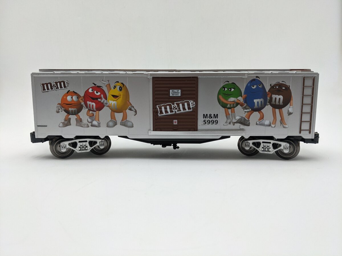 Menards 279-4593 O-Gauge M&M's Boxcar (Silver) #5999 (3-Rail) EX