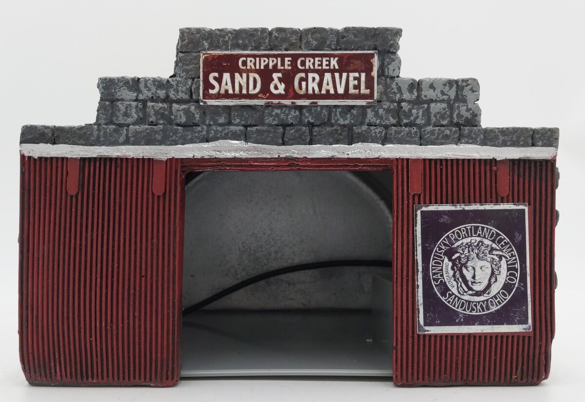 Menards 2759121 O Scale Cripple Creek Sand & Gravel Quonset Hut EX
