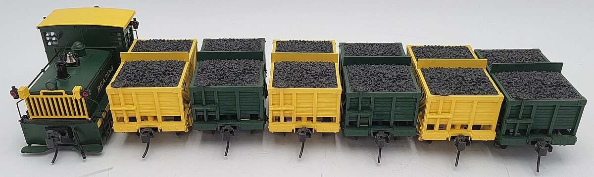 K-Line K-1415 O Gauge Reading Plymouth Switcher Steam Freight Train Set EX/Box