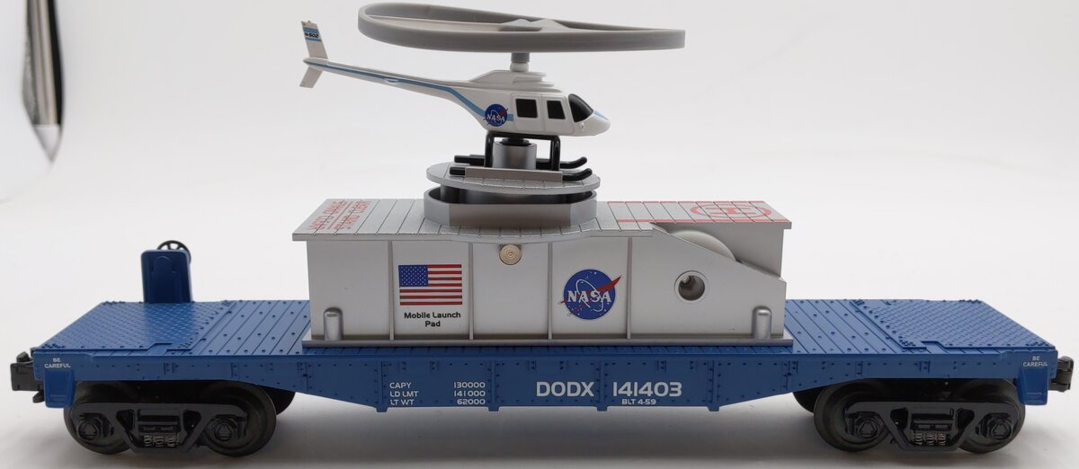 MTH 30-7940 O Gauge NASA Flatcar w/ Operating Helicopter LN/Box