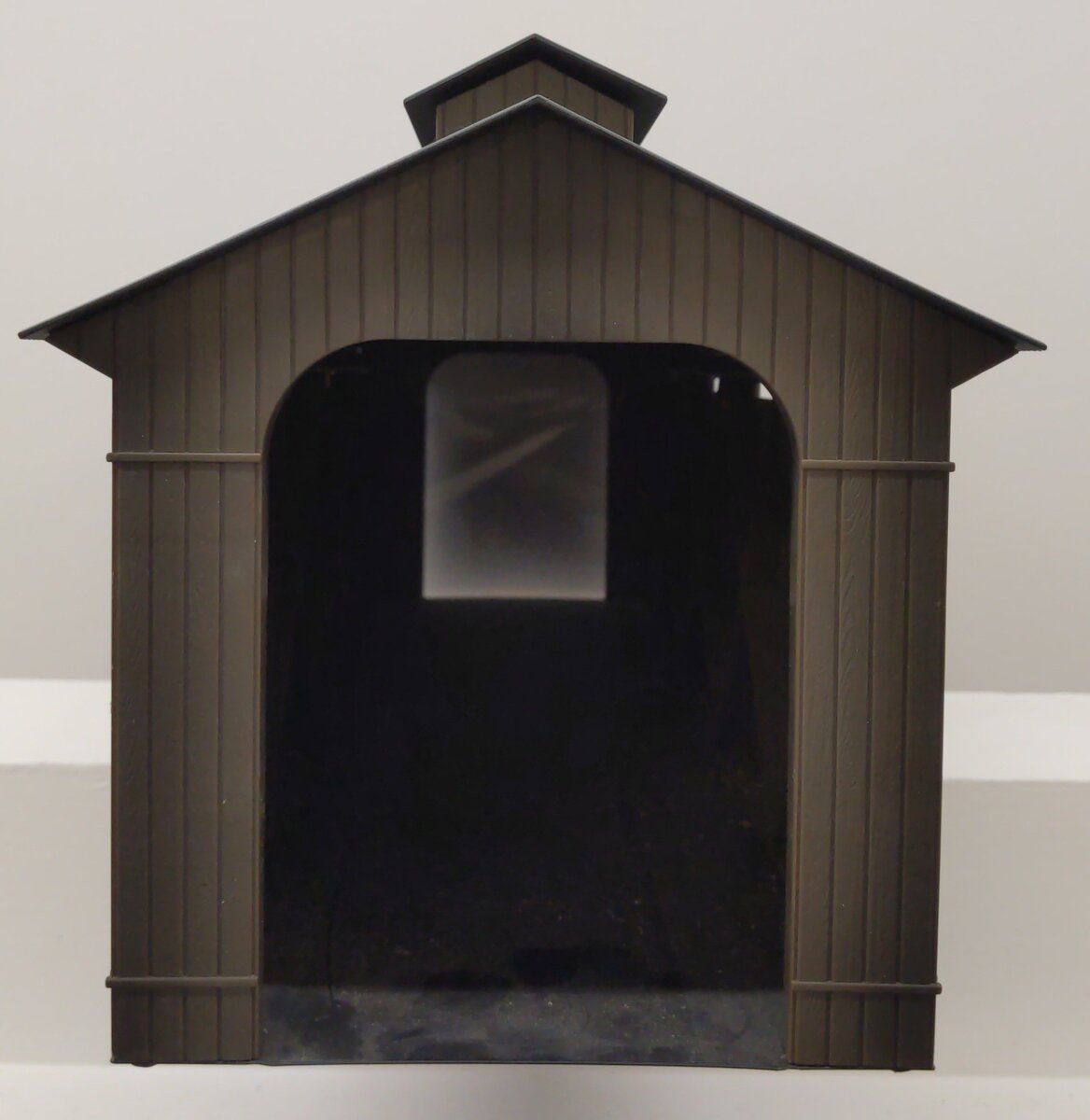 Lionel 6-24117 O Lighted Covered Bridge Assembled VG
