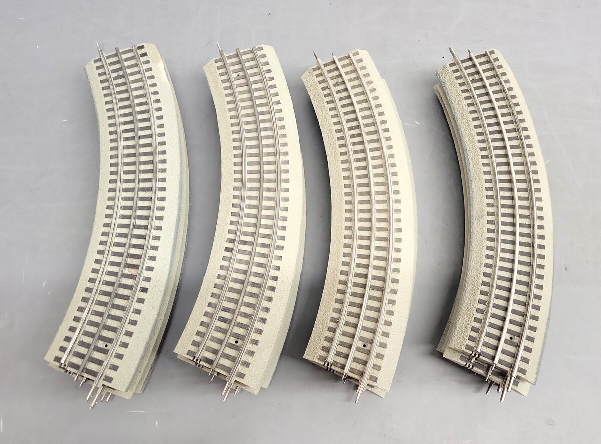 Lionel 6-12015 FasTrack O36 45-Degree Curved Track Sections (16) EX