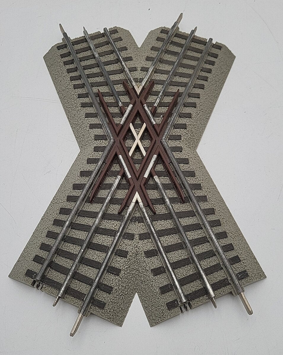 Lionel 6-12051 O Gauge FasTrack 45 Degree Crossover EX
