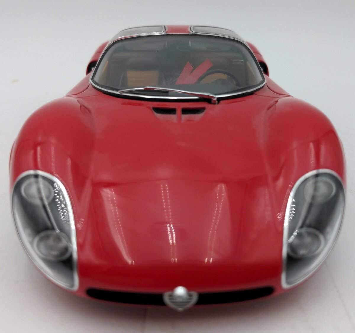 AutoArt 70191 1:18 Scale 1967 Alfa Romeo 33 Stradale Prototype in Red EX